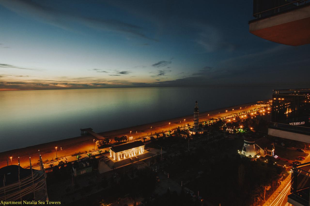 Apartment Natalia Sea Towers Batumi Bagian luar foto